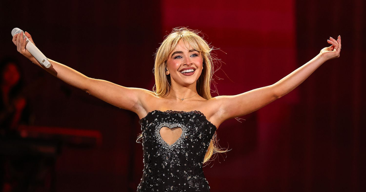 Sabrina Carpenter : quatre semaines au sommet avec « Please Please Please »