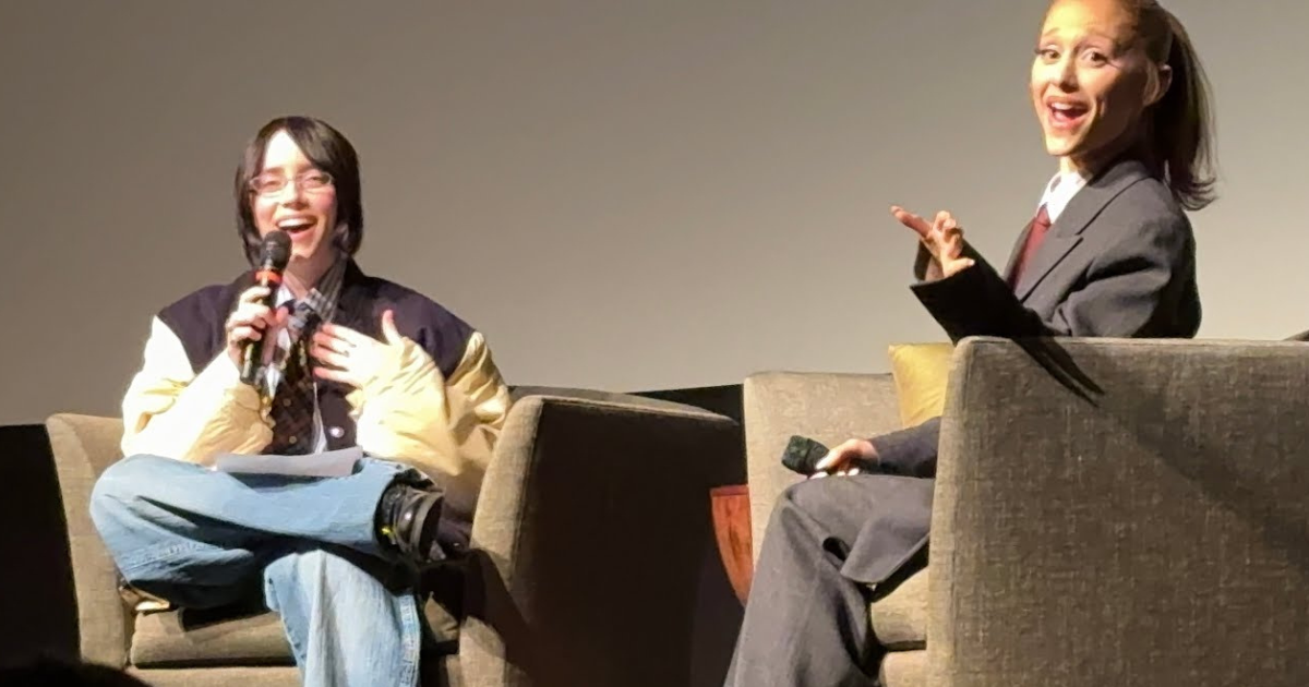 Ariana Grande et Billie Eilish cogitating Musical Partnership dans un événement du film Wicked