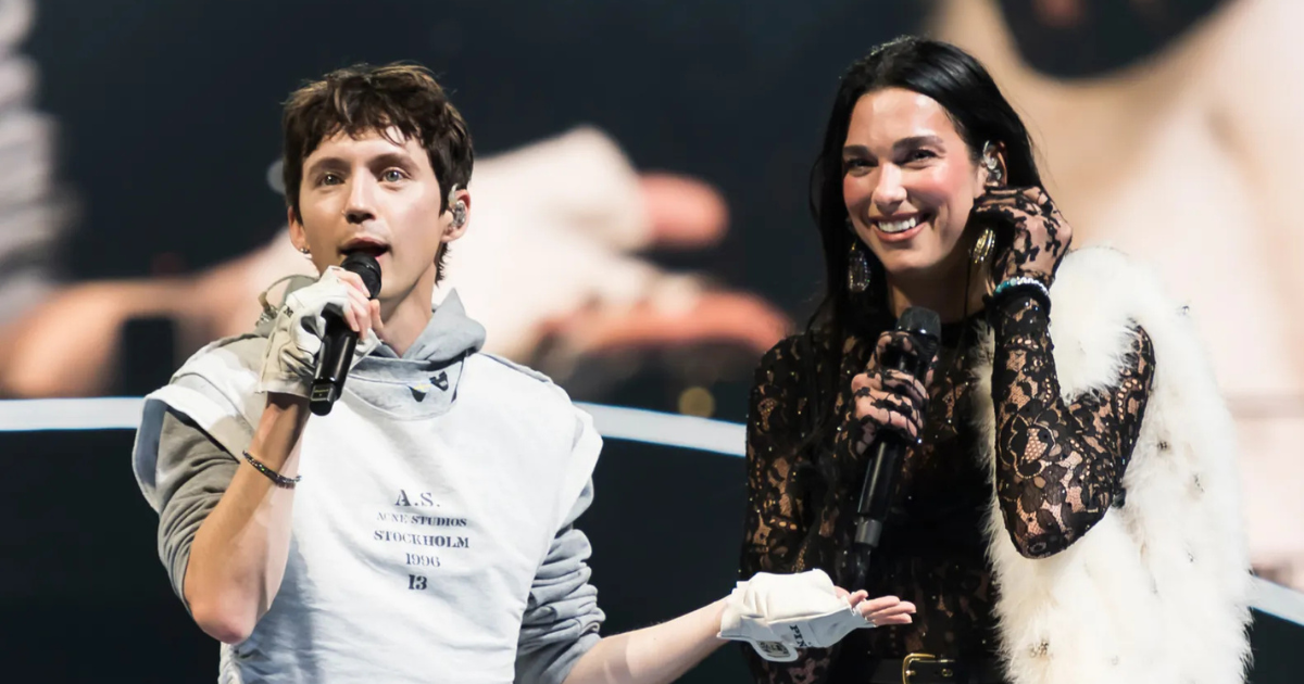 Dua Lipa publie un remix avec Troye Sivam lors de la tournée australienne