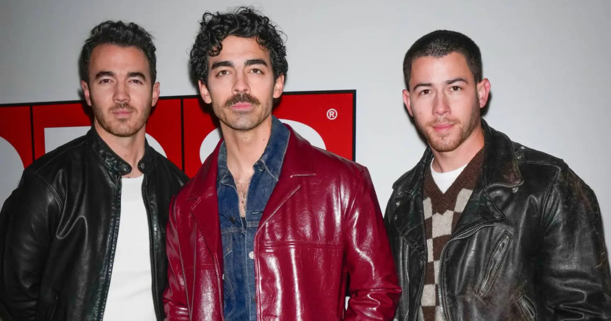 Jonas Brothers célèbre 20 ans avec un nouveau single