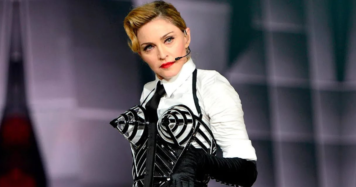 Mémoire musicale: Madonna lance MDNA et remporte les indices de danse
