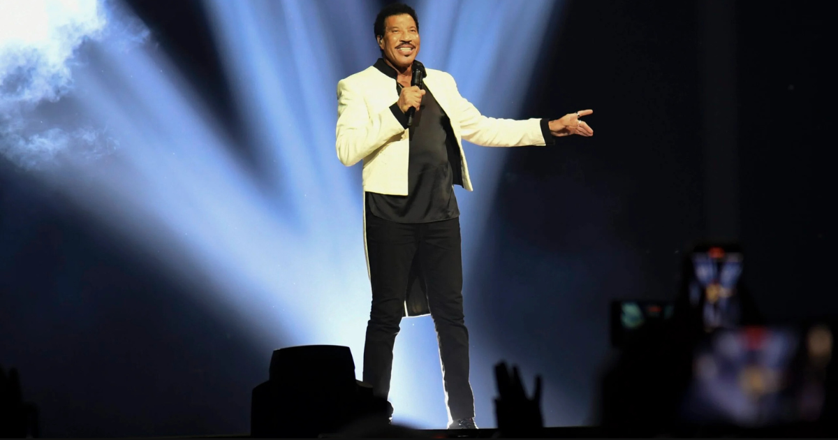 "Bonjour", fans brésiliens! Lionel Richie vient au Brésil avec ses succès immortels