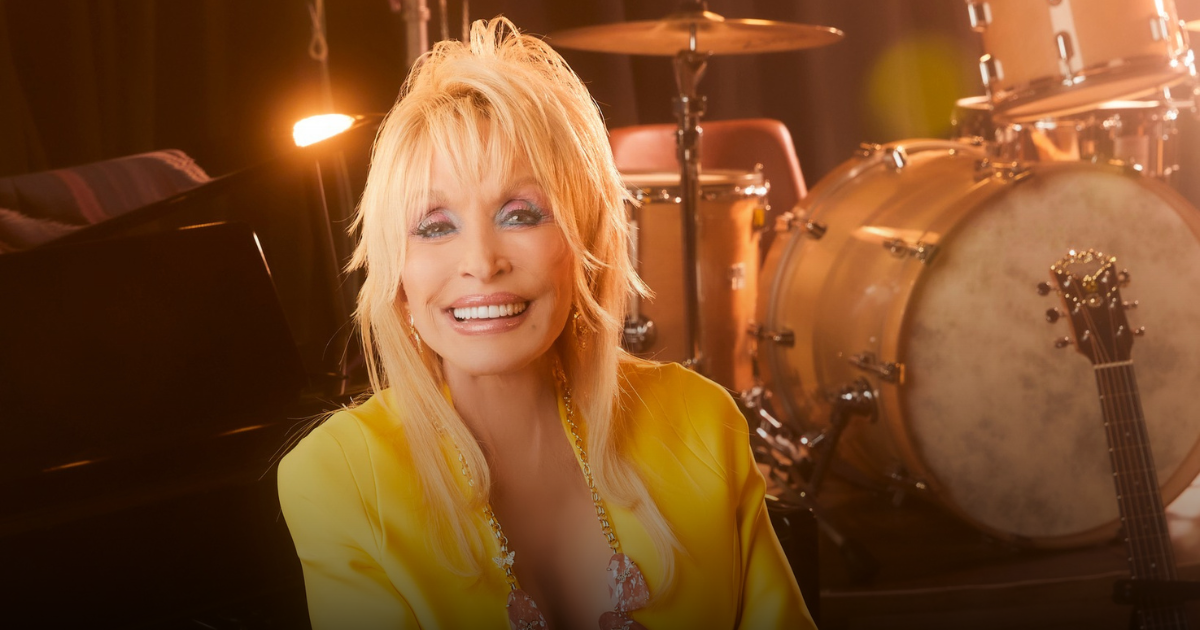 Dolly Parton sera honorée d'un Oscar honoraire pour sa trajectoire humanitaire