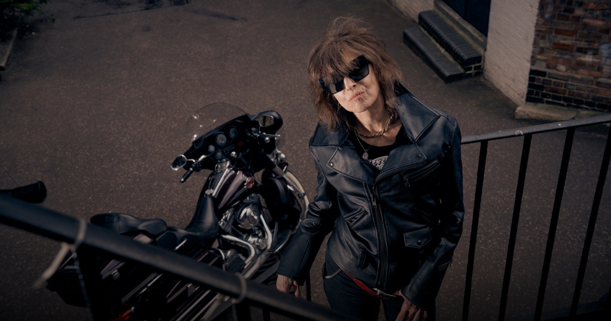 Chrissie Hynde, The Voice of the Pretenders, annonce l'album Duetos