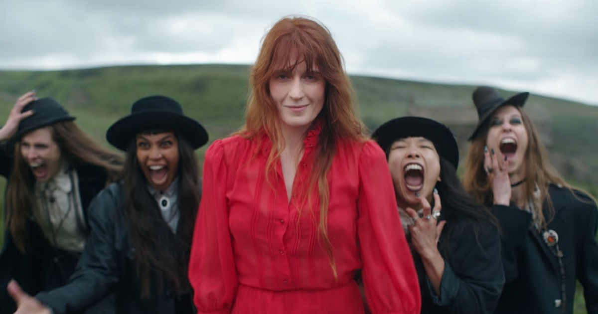 Florence + la machine adopte le climat d'Halloween dans la nouvelle vidéoclipe