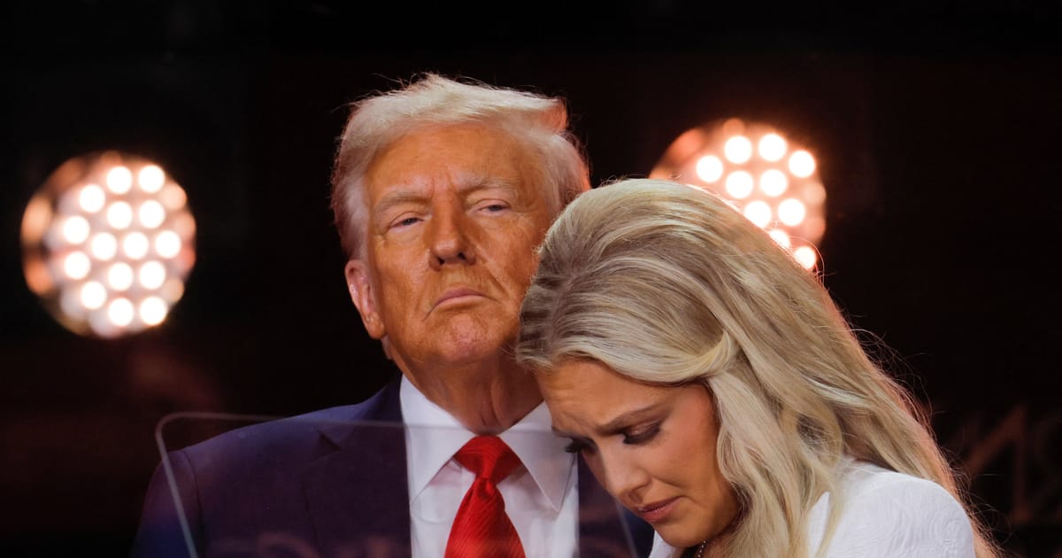 Dans les funérailles de Charlie Kirk, Trump attaque les opposants politiques