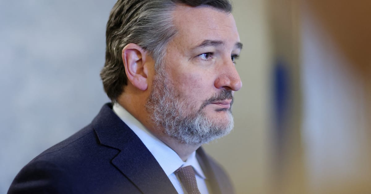 Le républicain Ted Cruz compare le président de la FCC à un chef de mafia pour menacer les radiodiffuseurs