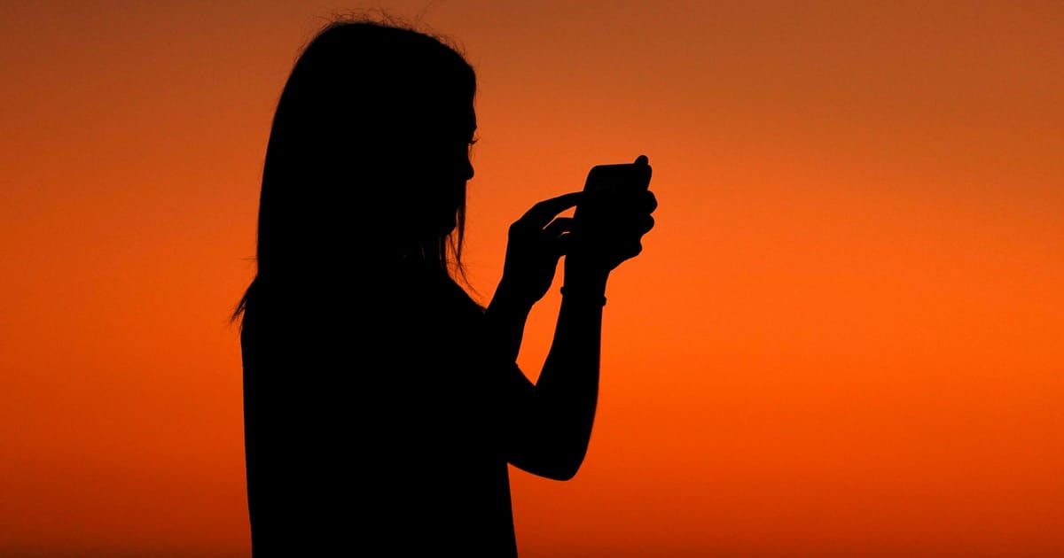 Le tribunal maintient les limites de Californie aux flux de réseaux sociaux «addictifs» pour les enfants