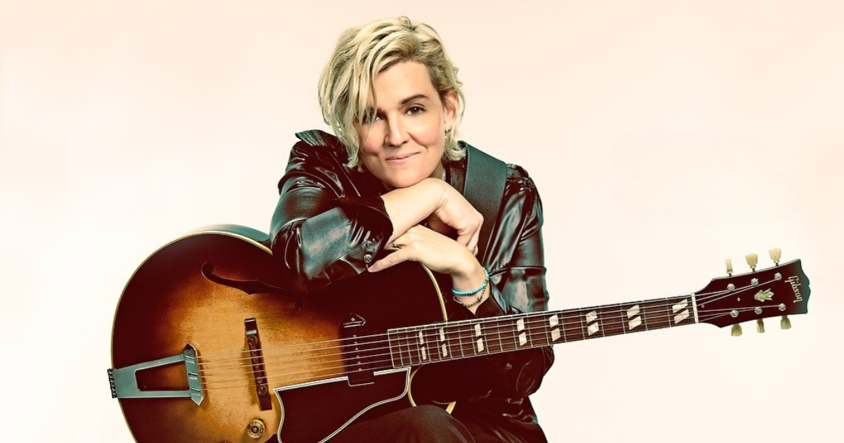 BRANDI CARLILE : DU PARTENARIAT AVEC ELTON JOHN À LA PRÉSENTATION AU CMA 2025