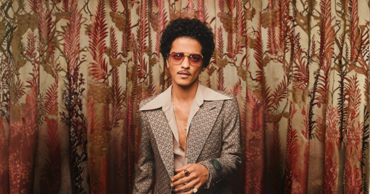 LA CHANSON DE BRUNO MARS QUI A MARQUÉ L'HISTOIRE ET BATTÉ TOUS LES RECORDS