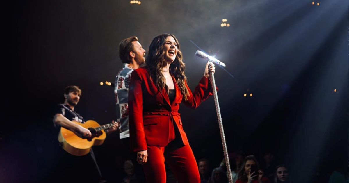 HILLARY SCOTT, DE LADY A, A 40 ANS