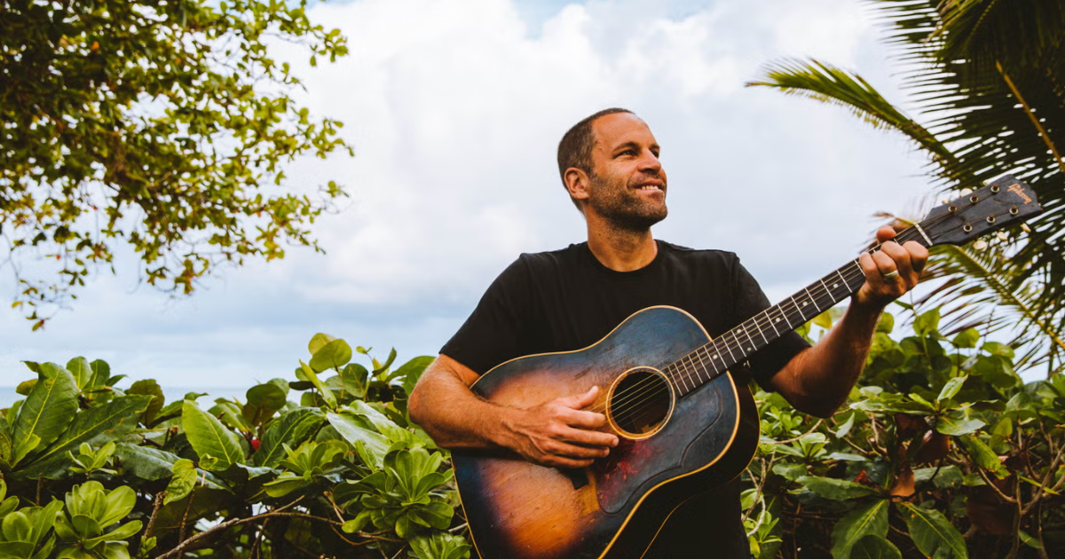 JACK JOHNSON SORTIE UN DOUBLE ALBUM ET UN DOCUMENTAIRE SUR SA TRAJECTOIRE
