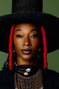 Enraciné mais atteint : Fatoumata Diawara, nouvel album MASSA
