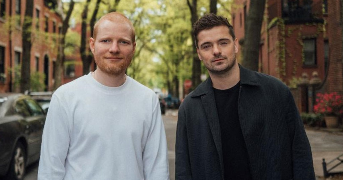 MARTIN GARRIX ET ED SHEERAN SORTENT ENFIN « REPEAT IT » APRÈS PLUS DE 10 ANS D'ATTENTE