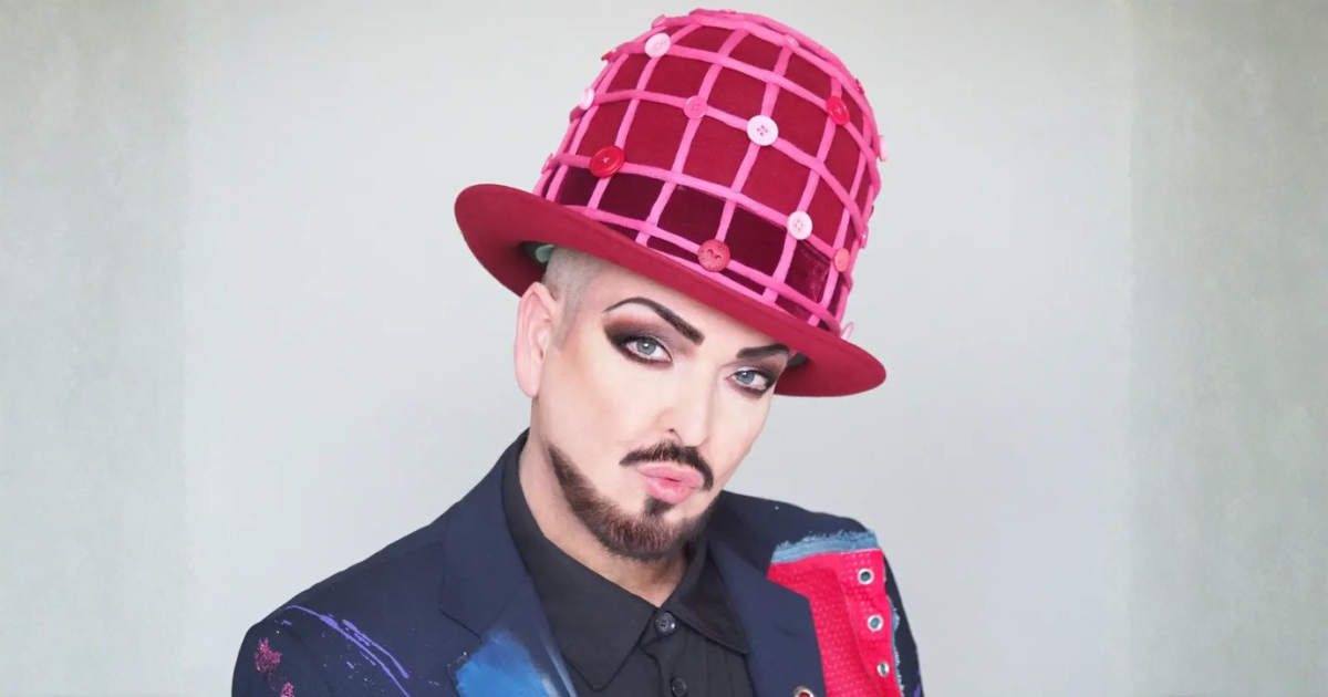 BOY GEORGE TERMINE 65 ANS COMME L'UNE DES ICÔNES LES PLUS REMARQUABLES DE LA MUSIQUE POP