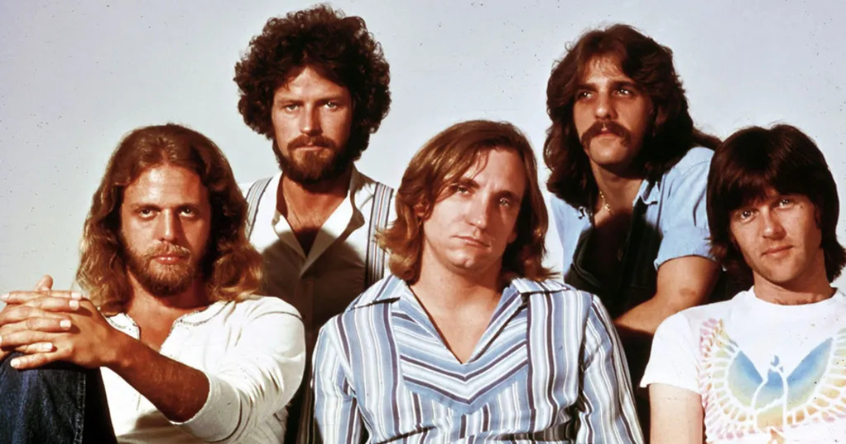 HOTEL CALIFORNIA : L'HYMNE QUI A MARQUÉ LE SOFT ROCK DES ANNÉES 70