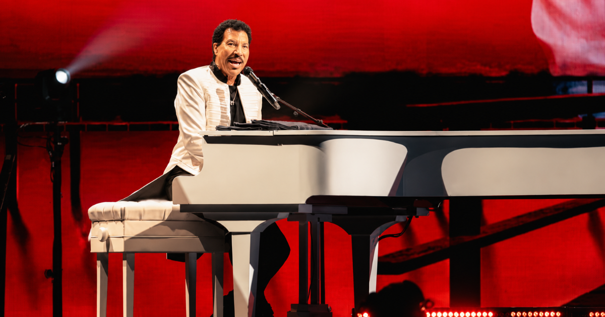 APRÈS LA BALANCE, LIONEL RICHIE RÉCUPÈRE APRÈS DES SOINS HOSPITALIERS