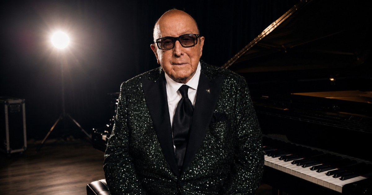 DERNIER AU REVOIR À CLIVE DAVIS