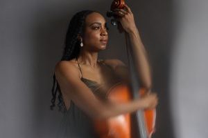 Ayanna Witter-Johnson : pionnière