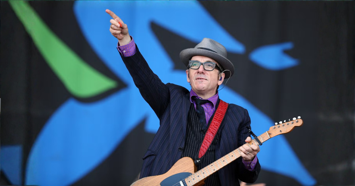ELVIS COSTELLO CÉLÈBRE SON PREMIER ALBUM AVEC UNE ÉDITION SPÉCIALE PLEINE DE RARITÉS