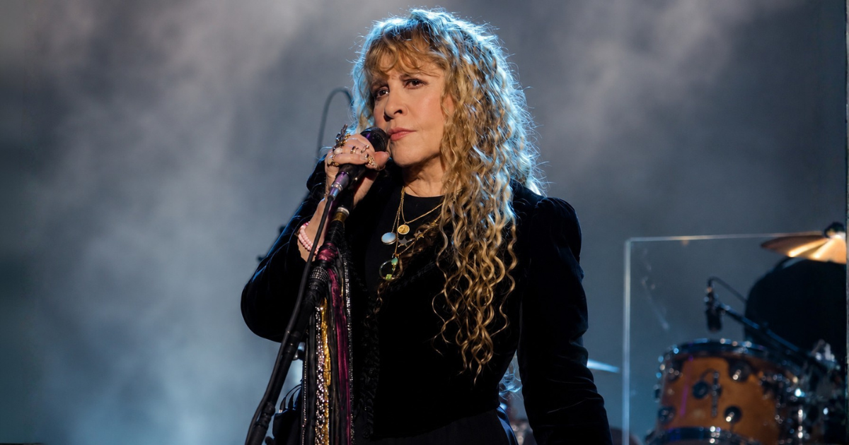 STEVIE NICKS FAIT UNE PRÉSENTATION D'IMPACT SUR LA TÉLÉVISION AMÉRICAINE
