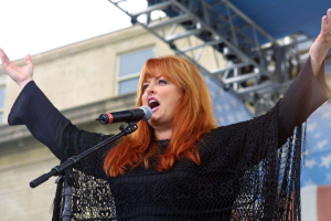 WYNONNA JUDD ANNONCE UN NOUVEL ALBUM ET UNE TOURNÉE AMÉRICAINE