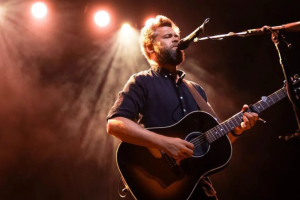 ANTENA 1 PREMIÈRE UN NOUVEAU PASSAGER SINGLE À LA GRANDE HEURE