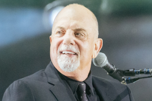 BILLY JOEL RÉVÈLE L&rsquo;IMPACT DES SPECTACLES SUR LA SANTÉ ET MAINTENANT RETOUR SUR SCÈNE SANS PRÉVISION