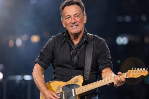 BRUCE SPRINGSTEEN fête ses 77 ans