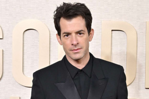 COMMENT MARK RONSON A FAIT SA MARQUE SUR LA POP AU COURS DES DERNIÈRES DÉCENNIES