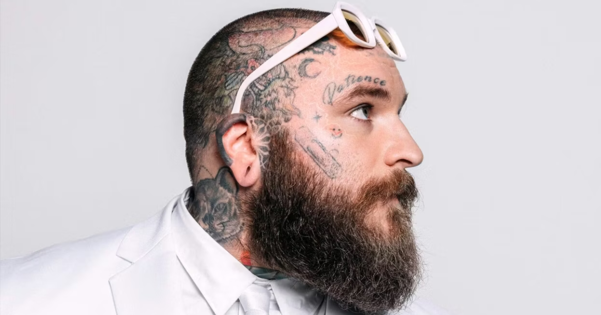 TEDDY SWIMS TRANSFORME UNE NOUVELLE PHASE DE VIE EN ALBUM