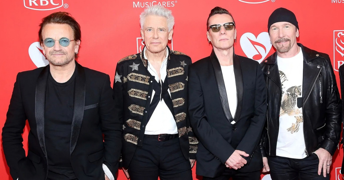 U2 ANTICIPE DES NOUVELLES À LA VEILLE DE 50 ANS