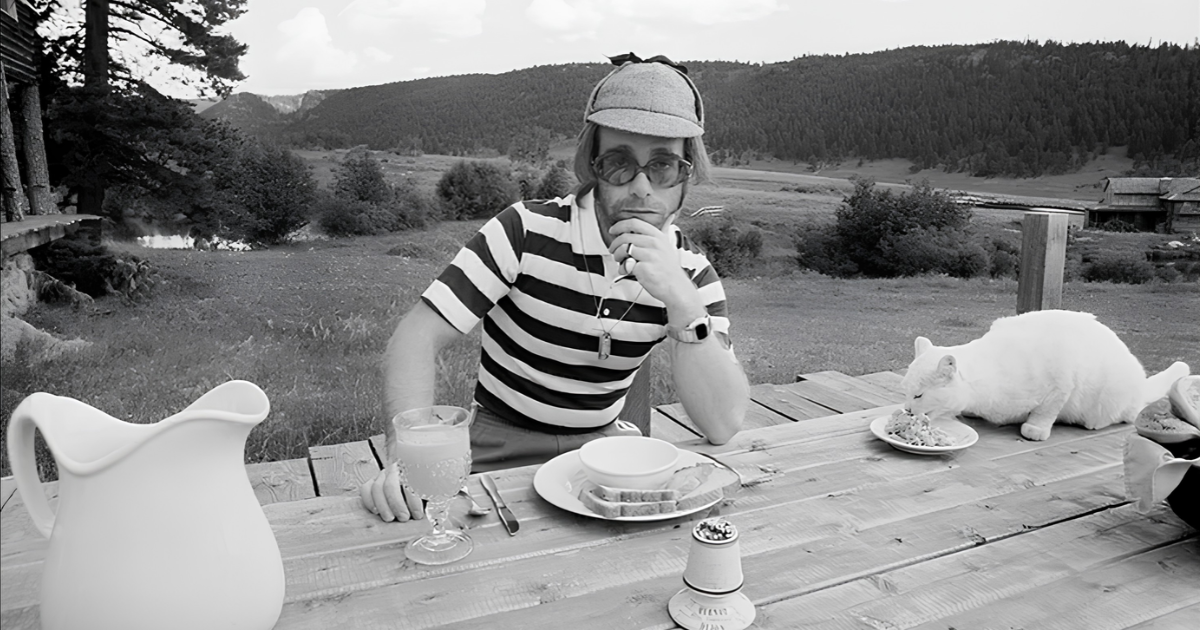ELTON JOHN SORTIE UNE ÉDITION SPÉCIALE DE L'ALBUM CLASSIQUE LE MOIS PROCHAIN