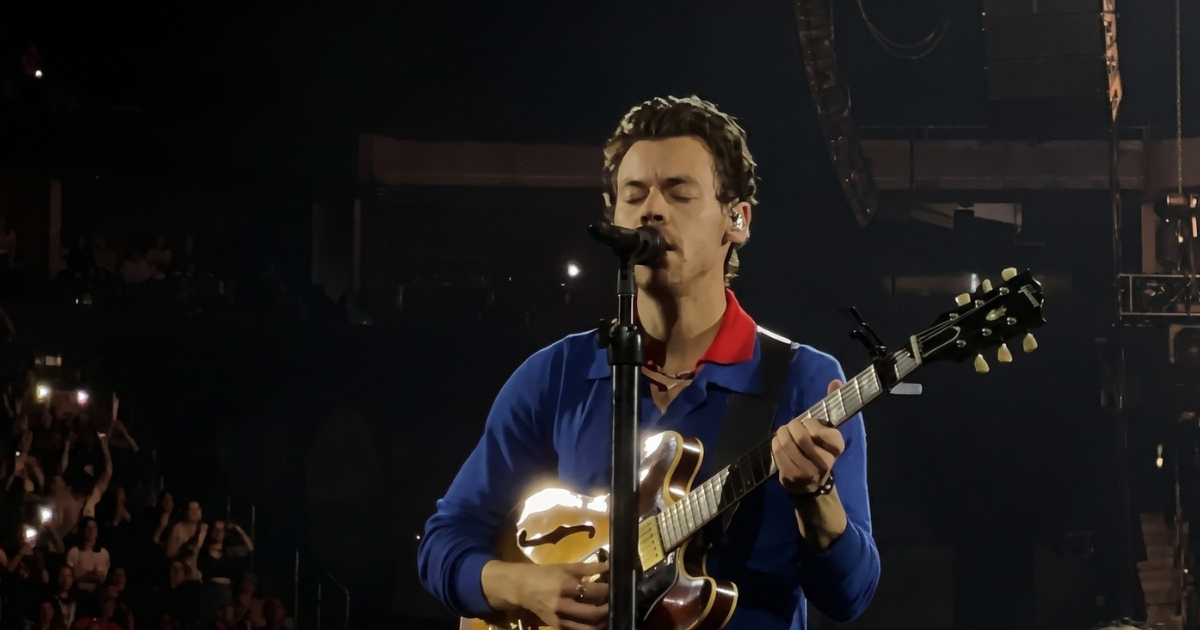 HARRY STYLES REND HOMMAGE À LIAM PAYNE
