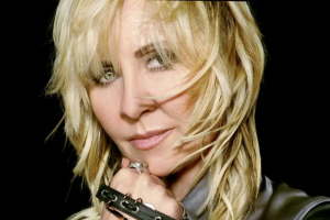 LULU ANNONCE DES SPECTACLES POUR 2027 ET PRÉPARE UN NOUVEL ALBUM APRÈS 12 ANS